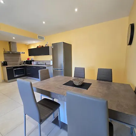 Διαμέρισμα T3 Avec Box, Place De Parking Et Grande Terrasse!
