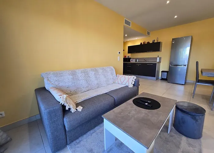 T3 Avec Box, Place De Parking Et Grande Terrasse! Διαμέρισμα