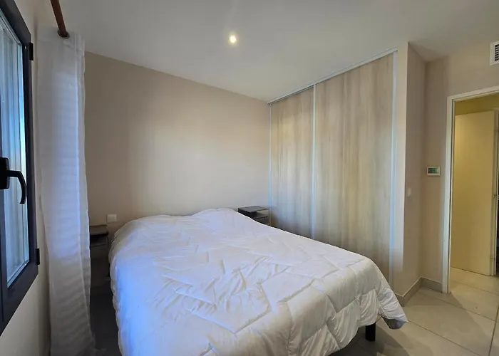 T3 Avec Box, Place De Parking Et Grande Terrasse! Διαμέρισμα