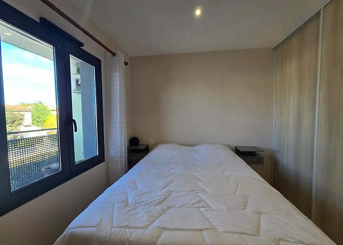 Διαμέρισμα T3 Avec Box, Place De Parking Et Grande Terrasse! *