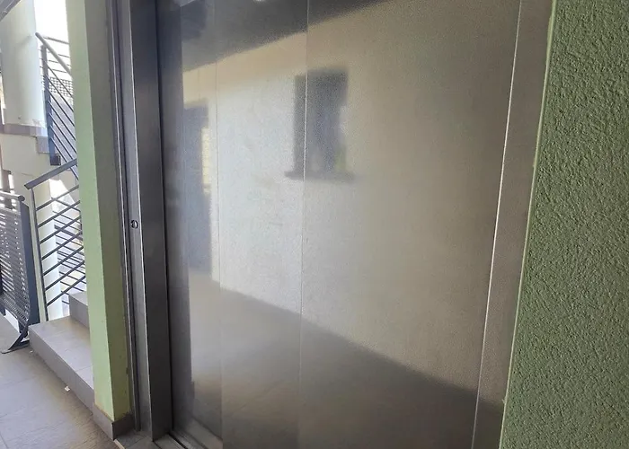 Διαμέρισμα T3 Avec Box, Place De Parking Et Grande Terrasse!