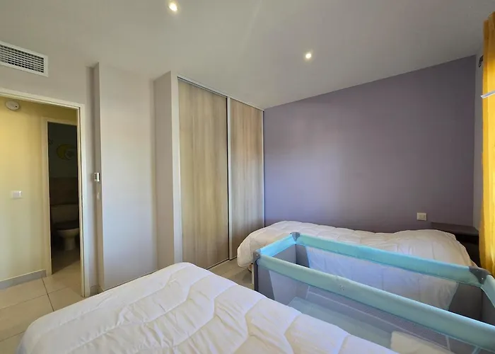 Διαμέρισμα T3 Avec Box, Place De Parking Et Grande Terrasse! *